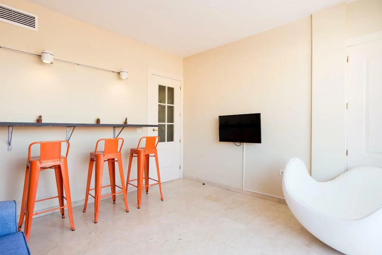 Gr3-Renovated Apt Next To Old Town With Cozy Terrace Apartment Malaga