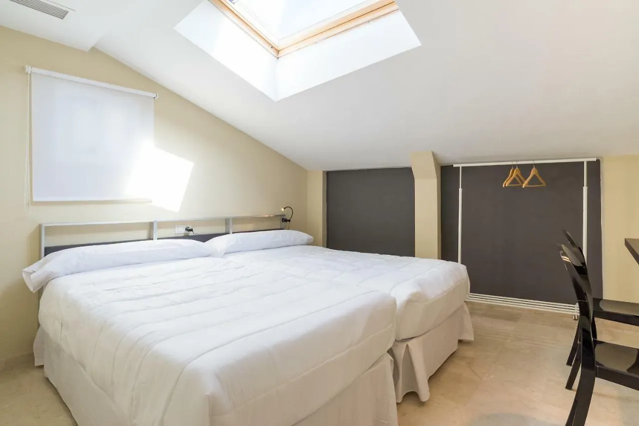 Gr3-Renovated Apt Next To Old Town With Cozy Terrace Daire Málaga