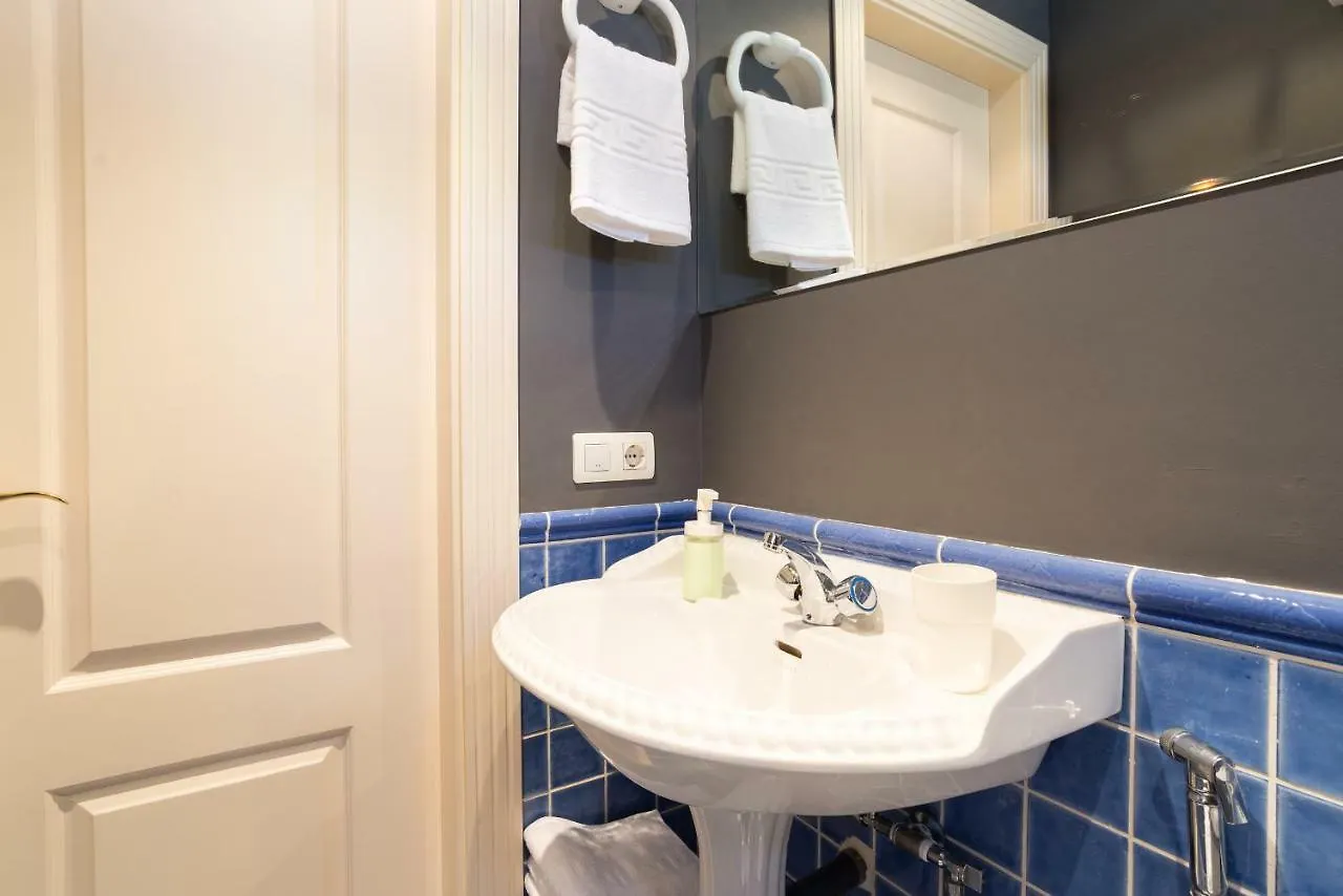 Gr3-Renovated Apt Next To Old Town With Cozy Terrace Daire Málaga